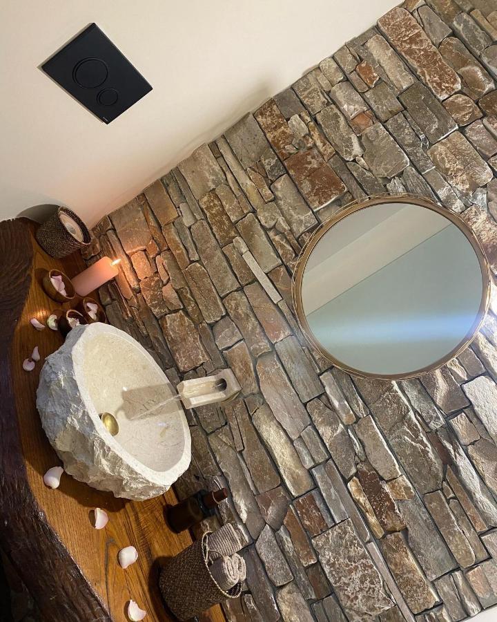 Love Space Sensory Spa & Relax Suite Santa Maria delle Mole Buitenkant foto