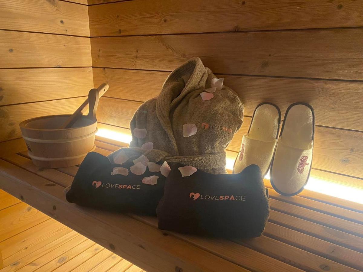 Love Space Sensory Spa & Relax Suite Santa Maria delle Mole Buitenkant foto
