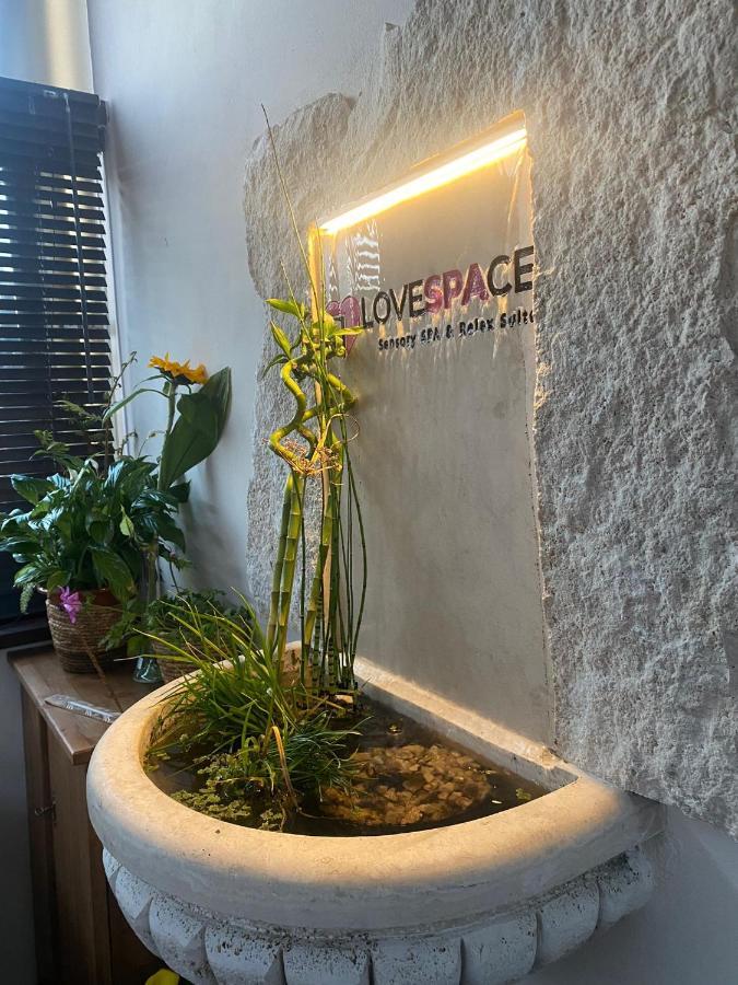 Love Space Sensory Spa & Relax Suite Santa Maria delle Mole Buitenkant foto